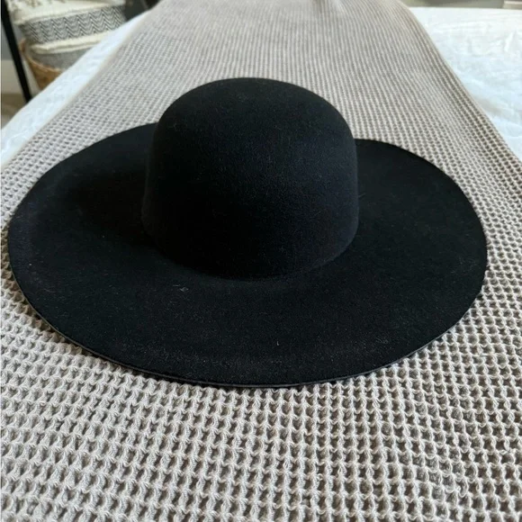 hat - Picture 2 of 2
